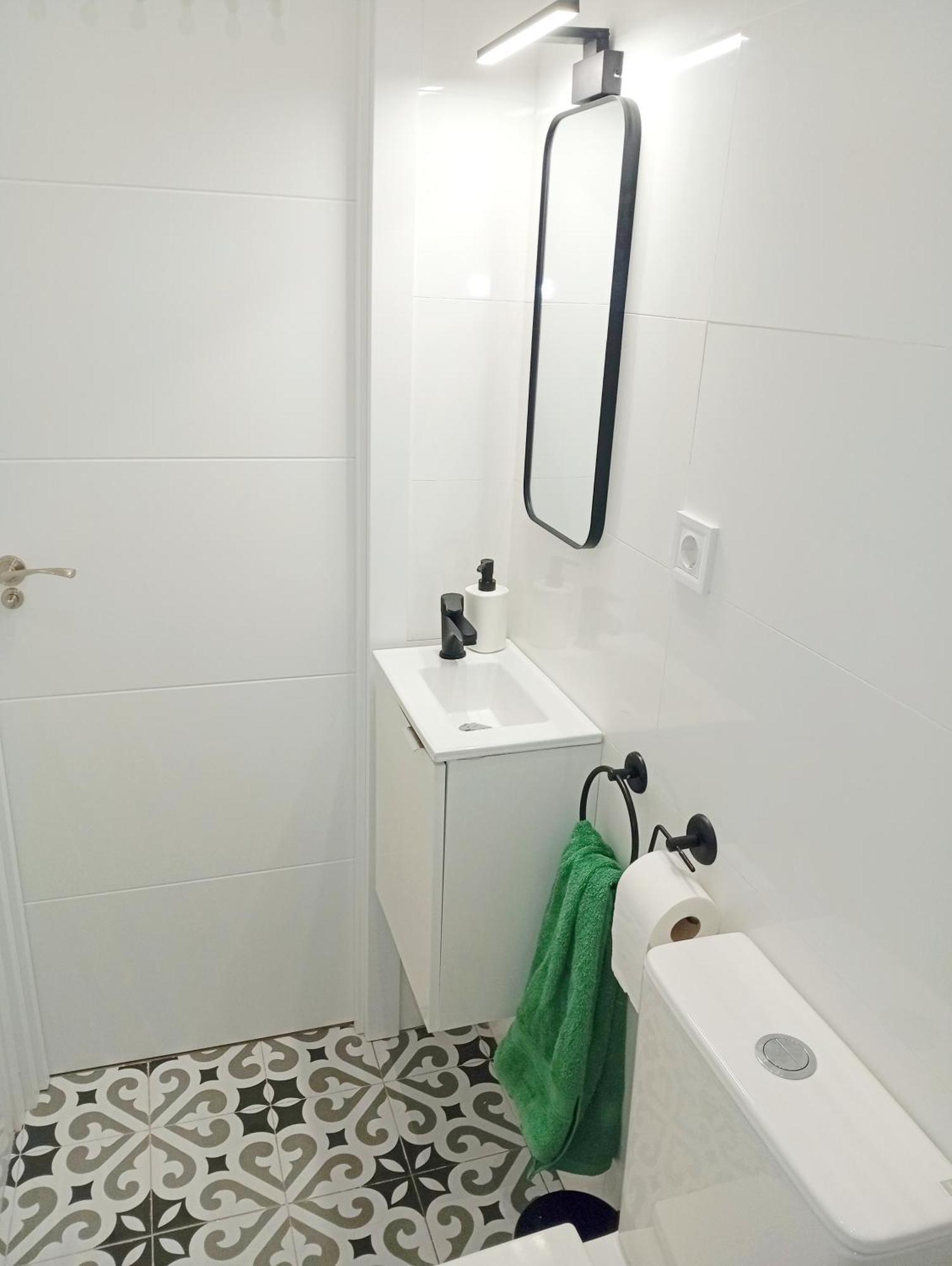 A Estrenar A 5 Minutos De Atocha Apartamento *